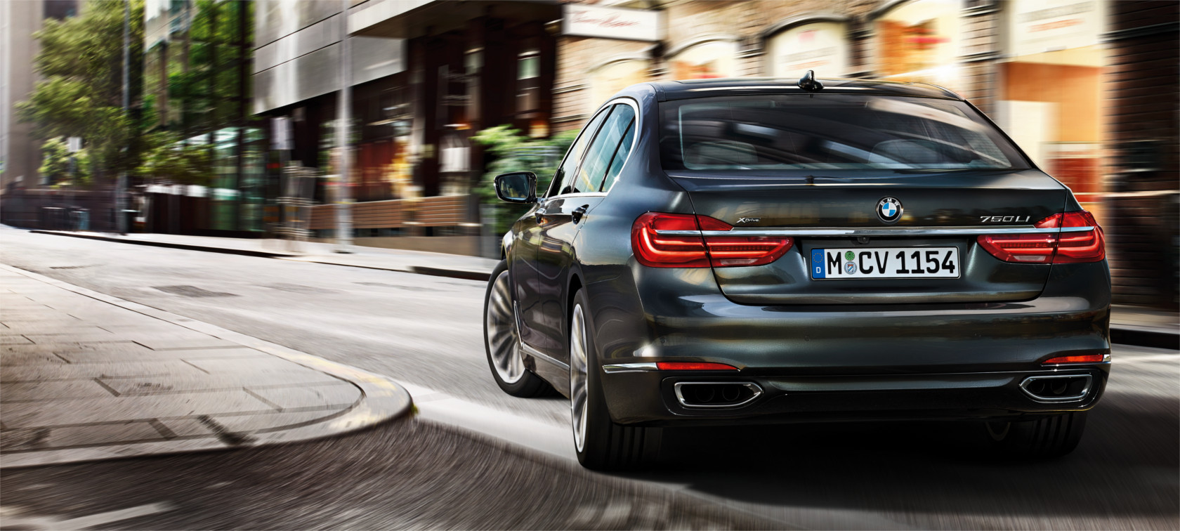 Bmw 7 Series Back View - automotive wallpaper